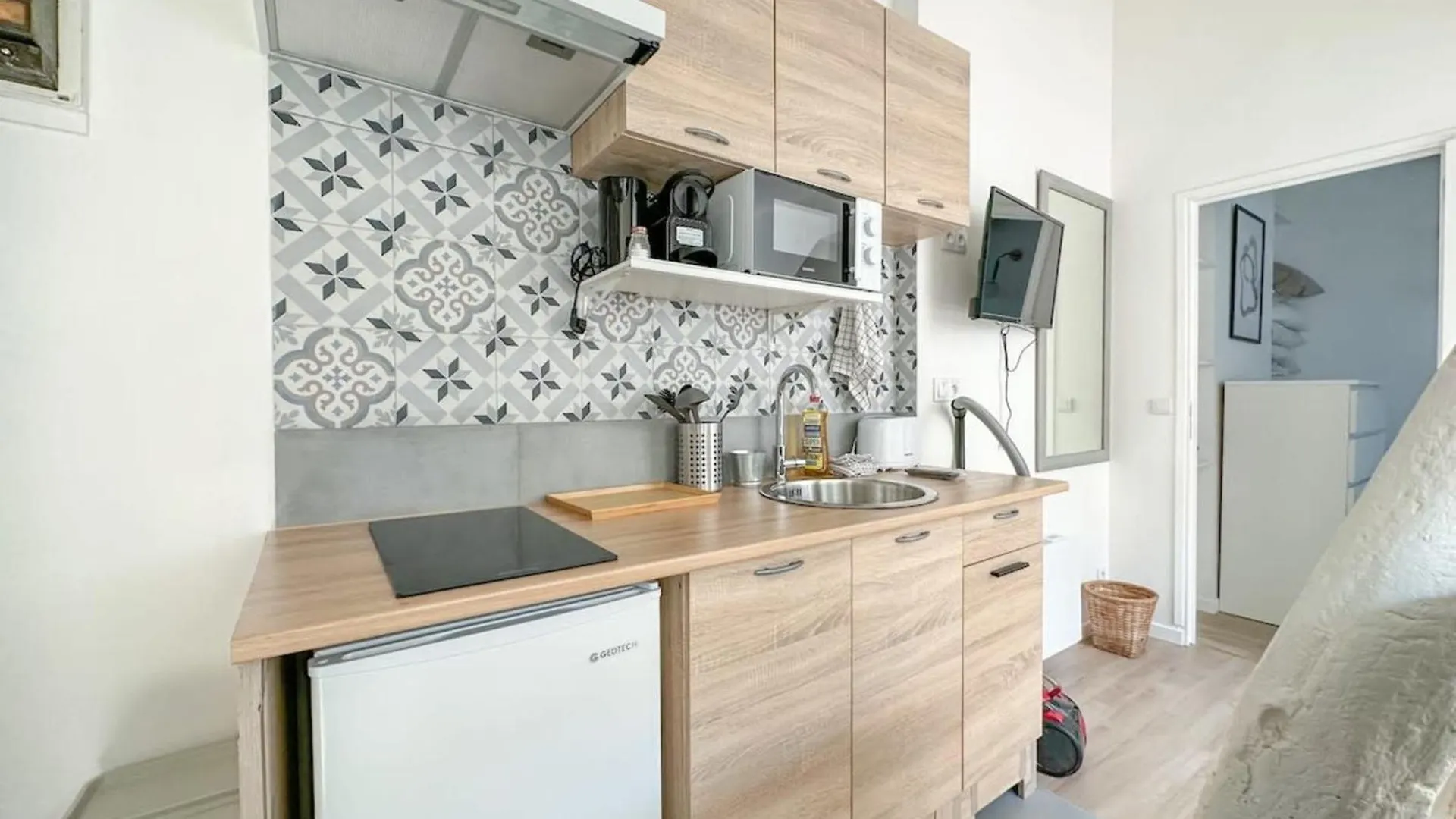 Flexliving - - Charlot Apartment